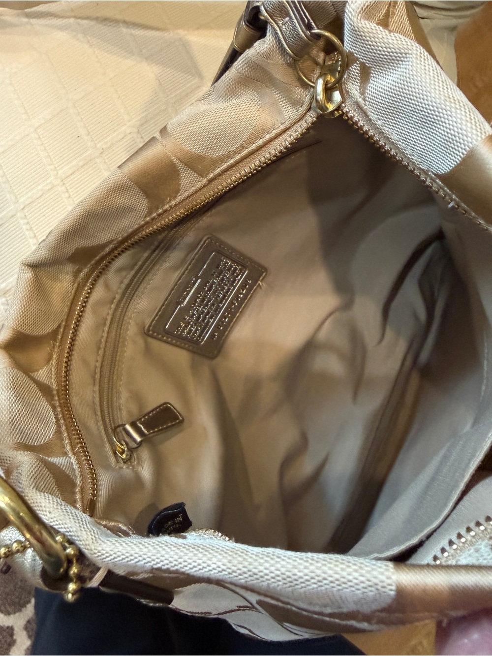 Coach Signature Multi Stripe File Bag F19209 - Picture 4 of 15